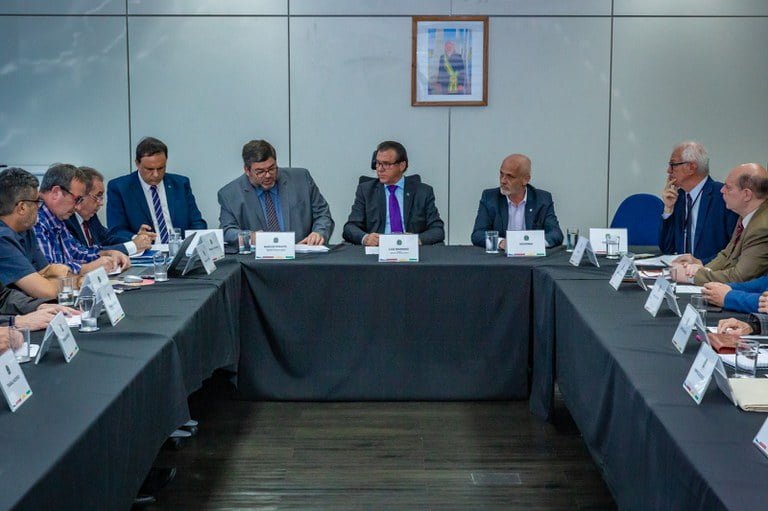 Trabalho aos feriados: governo vai publicar nova portaria com restrições -  SP AGORA